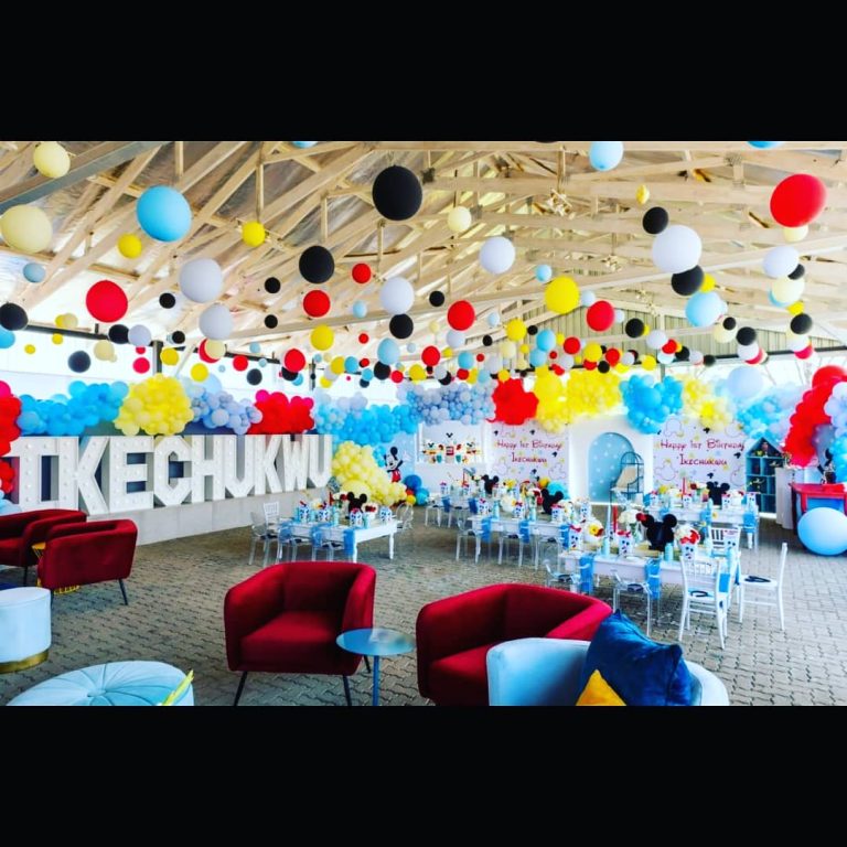 Save the Date Venue gallery photo 47
