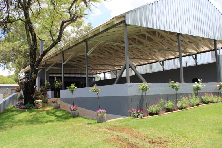 Save the Date Venue gallery photo 6